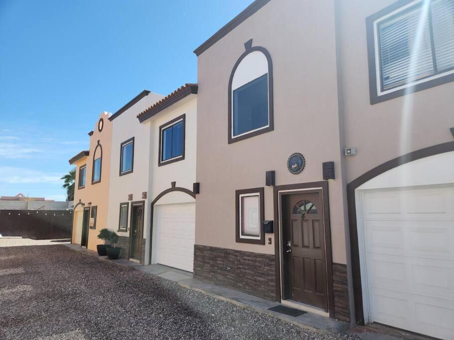 3 Bedroom Townhouse W Garage Blocks From The Beach Puerto Peñasco Εξωτερικό φωτογραφία